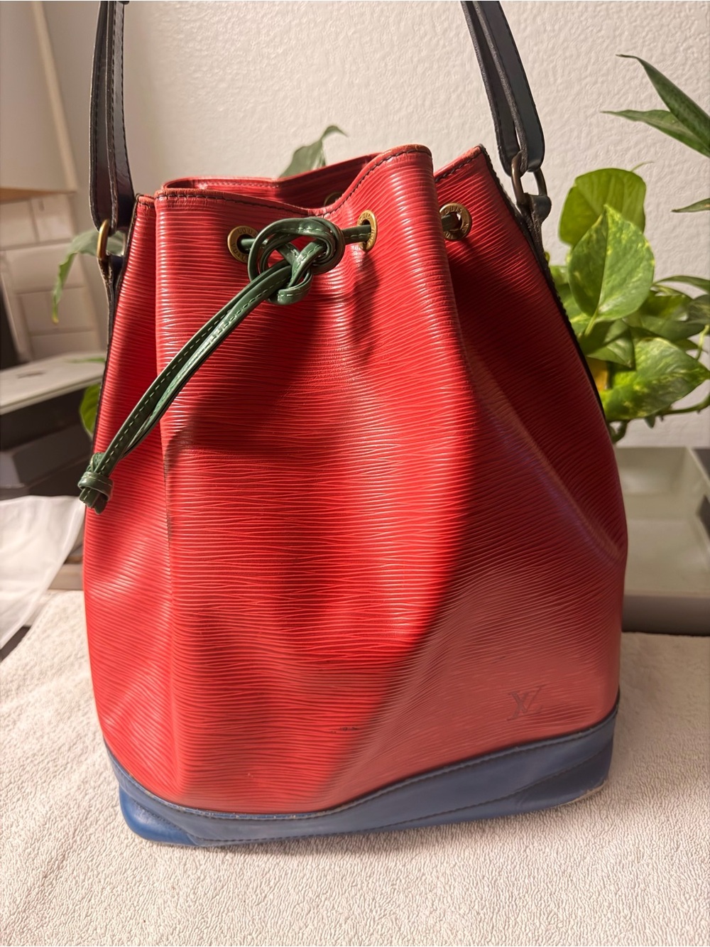 Louis Vuitton Red Leather Drawstring Bucket Bag with Green Cord and Blue Base